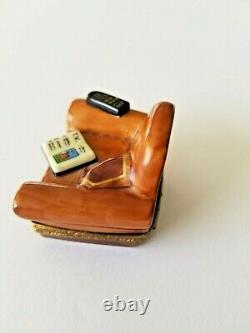 ARMCHAIR WITH TV GUIDE & REMOTE? LIMOGES, FRANCE? Hand painted trinket box