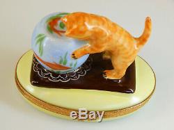 ARTORIA Limoges Hinged Lid Trinket Box, Orange Cat Looking in Fishbowl, FRANCE