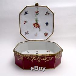 Antique French Limoges Hand Painted Porcelain Trinket/Jewelry Box/Dresser Signed