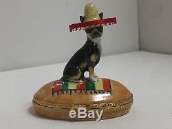 Artoria Peint Main Limoges Trinket Box Chihuahua with Sombrero limited edition