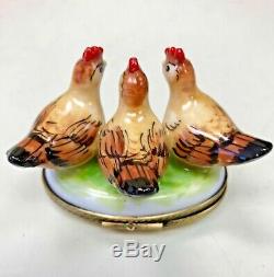 Authentic Limoges Three French Hens Trinket Box France Peint Main Christmas