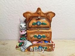 Bunny Rabbit Dresser No. 3/500 Limoges Trinket Box Peint Main France