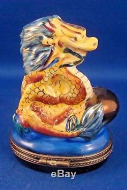 Chinese Dragon with Thunderball FRENCH LIMOGES box