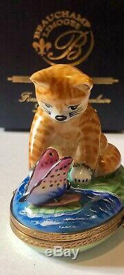 Cute Limoges France RAP Peint Main Cat Kitten Trinket Box with Butterfly Mouse