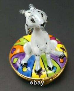 Disney Limoges Artoria Hunchback of Notre Dame Esmerelda's Goat Trinket Box
