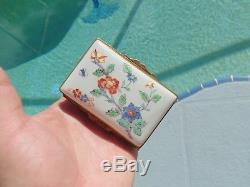 Early Rare Porcelain Man Woman Couple In Bed Hinged Trinket Box Limoges France