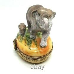 Elephant with Baby Limoges Box (Retired)