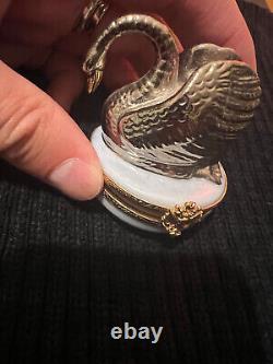 Fabergé Limoges Made in France by Hand (Peint Main) Swan Round Box