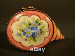 French France Limoges Sea Shell Form Hinged Trinket Box ca. 20th century