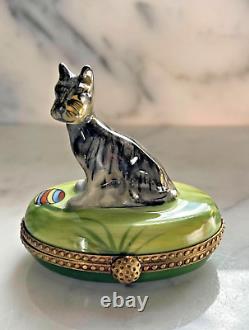 GR Limoges Peint Main France Porcelain Schnauzer Dog Trinket Box RARE