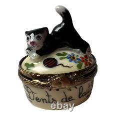 GR Limoges Peint Main Porcelain Limoges Black & White Cat Trinket Box