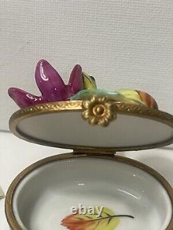 Genuine Peint main Limoges Snail In Water Lily Box