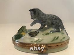 Gray Tabby Kitten Cat Playing with Frog Limoges Artoria Porcelain Trinket Box