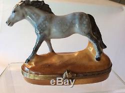 Grey Horse. Limoges Trinket Box, Peint Main France