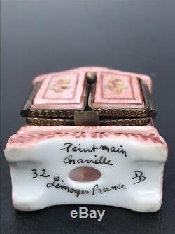 Hand Signed Limoges Peint Main Trinket Box. Armoire With Clothes. DD 32 Chanille