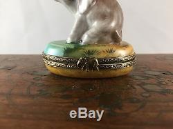 LIMOGES FRANCE Elephant Hinged Trinket Box Ring Peint Main Marque Deposee