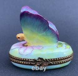 LIMOGES Figural 3D BUTTERFLY Hand Painted Hinged Porcelain Trinket Box PV FRANCE