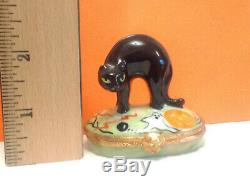 LIMOGES France Peint Main Black Cat Ghost Pumpkn Halloween Porcelain Trinket Box