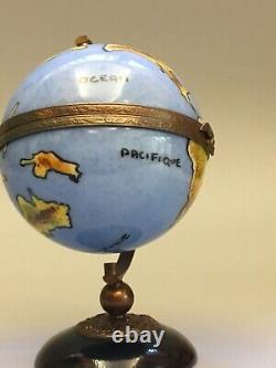 LIMOGES WORLD GLOBE ON STAND Peint Main France TRINKET BOX EAGLE CLASP