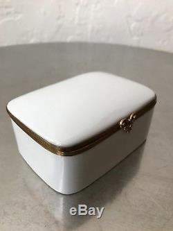 LIMOGES White Porcelain Jewelry Box, France c. 1930