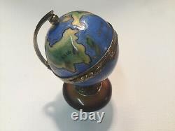 LIMOGES World GLOBE Puy de Dome Peint Main Trinket Box