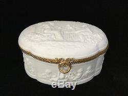 Large French Limoges Coquet Bisque Porcelain Dresser Box With Cherubs. #105