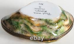 Large Oyster with Pearl Inside Limoges Box (Beauchamp)