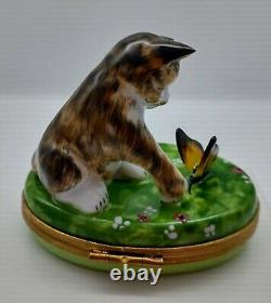 Limoges BUTTERFLY KITTEN Trinket Box numbered 27/750 Hand Painted in France