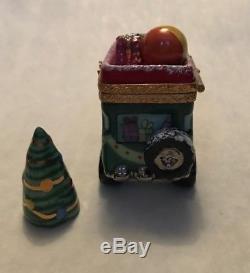 Limoges Box Holiday Delivery Truck With Tree