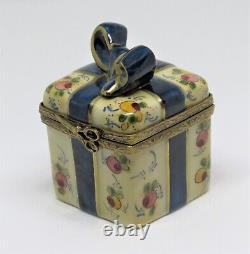 Limoges Box Rochard Floral Gift Box & 3 Dimensional Bow Scissors Clasp