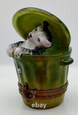 Limoges CAT in a trash Trinket Box -Porcelain Hand Painted kitten Excellent