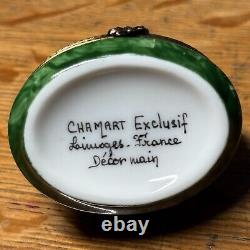 Limoges Chamart Exclusive Décor Main Christmas Holly Berries Flowers Trinket Box