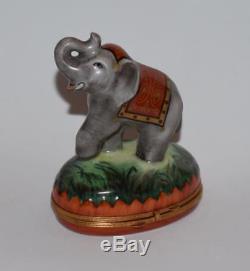 Limoges Chamart Peint Main Trinket Box-Elephant with Trunk Up- 3.75H-Excellent