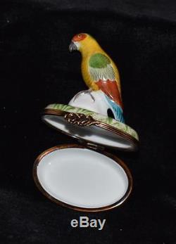 Limoges Charmart Exclusive Peint Main Hinged Parrot Trinket Box 2.5H MINT
