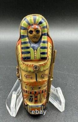 Limoges Egyptian Gold Sarcophagus and Mummy Porcelain Peint Main Trinket Box