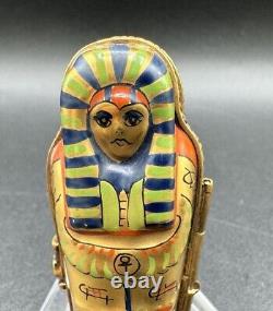 Limoges Egyptian Gold Sarcophagus and Mummy Porcelain Peint Main Trinket Box