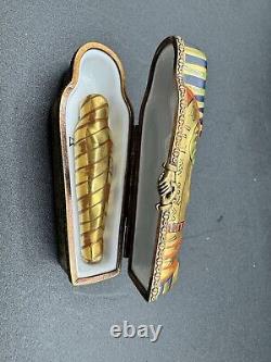 Limoges Egyptian Gold Sarcophagus and Mummy Porcelain Peint Main Trinket Box