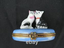 Limoges FA France Peint Main Large Porcelain Two Cats Moon & Stars Trinket Box