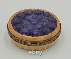 Limoges France 3D Blueberry Pie Trinket Pill Box Eximious