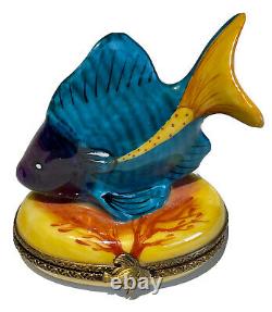 Limoges France Angel Fish Trinket Box Peint Main