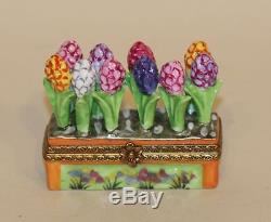 Limoges France Atelier Chamart Trinket Box 10 Multicolor Hyacinth Flowers 33/250