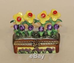 Limoges France Atelier Chamart Trinket Box Jonquils & Crocus Flowers 278/250