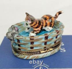 Limoges France Cat & Mouse in Basket Elda Creations Peint Main Trinket Box