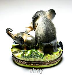 Limoges France Elephant & Baby Porcelain Hand Painted Signed Hinged Trinket P