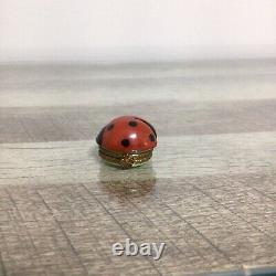 Limoges France PV Marque Deposee Peint Main Small Ladybug Trinket Box