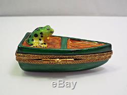 Limoges France Peint Main Frog Sitting On Boat Trinket Box