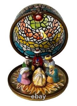 Limoges France Peint Main Hand Painted Stained Glass Dome Nativity Trinket Box