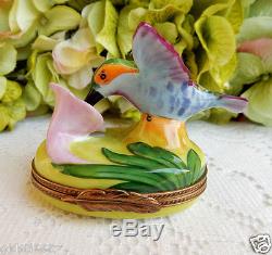 Limoges France Peint Main Marque Deposee Porcelain Trinket Box Humming Bird