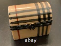 Limoges France Peint Main Trinket box porcelain Burberry horsesho trunk pill box