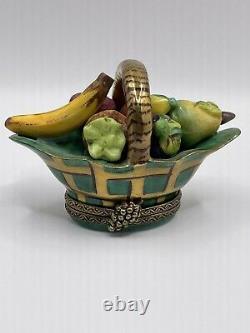Limoges France Peint Main Tropical Fruit Basket Chamart Trinket Box